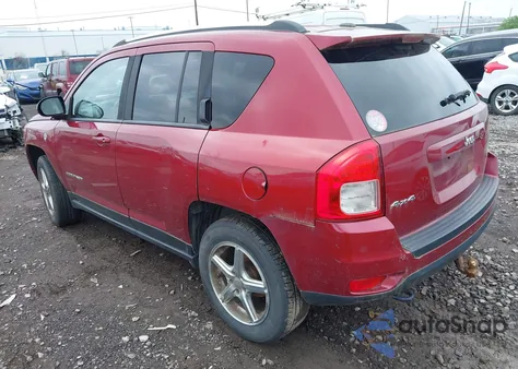 2012 Jeep Compass Latitude z USA, uszkodzony, nr VIN 1C4NJDEB1CD525652